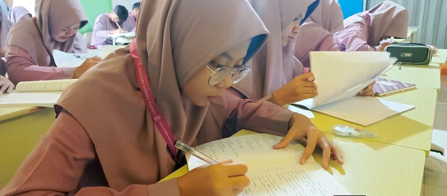 Pendidikan Formal Pesantren Modern Syahida